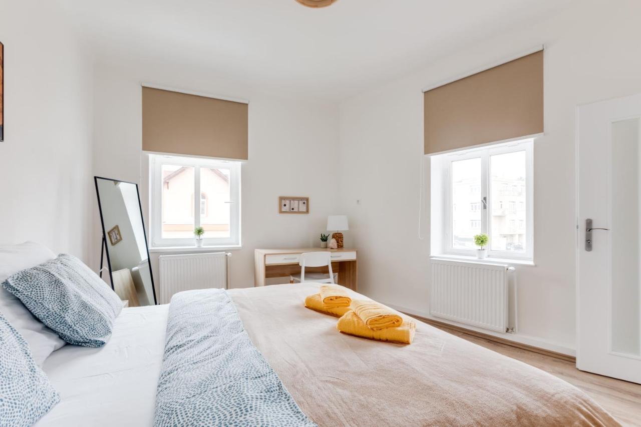 Modern, Bright And Spacious Apartment Prag Dış mekan fotoğraf