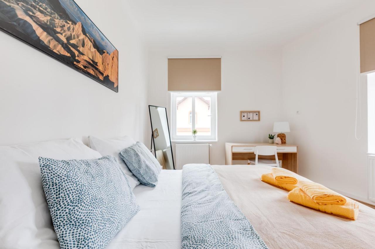 Modern, Bright And Spacious Apartment Prag Dış mekan fotoğraf